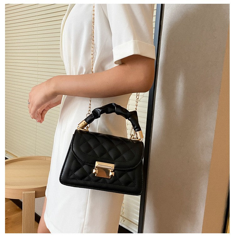 The Grace Luxe – Quilted Elegance Handbag