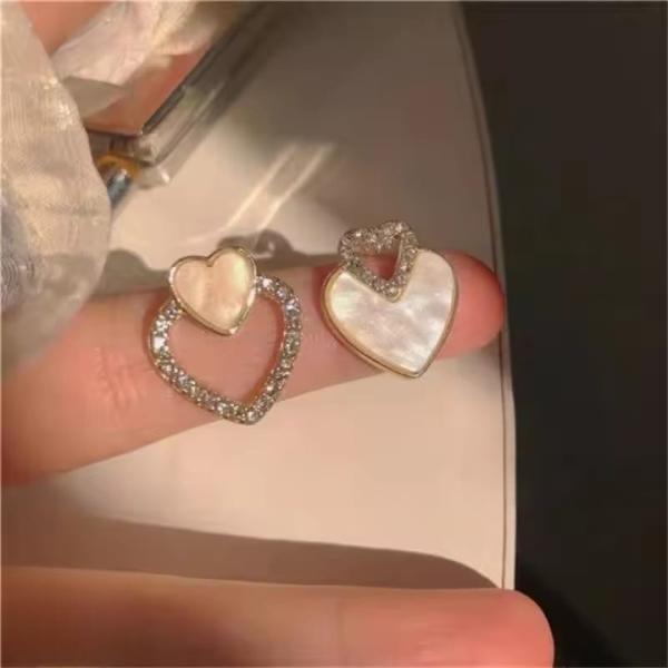 Beautiful Korean Heart Shape Zircon Earrings
